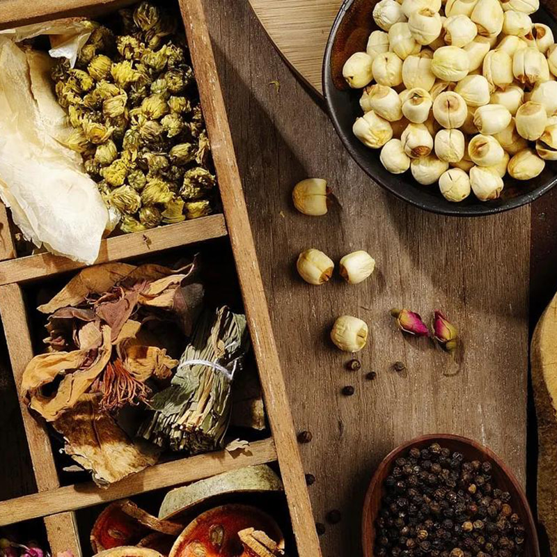 Inteligentni stroj za rezanje za tradicionalnu kinesku medicinu